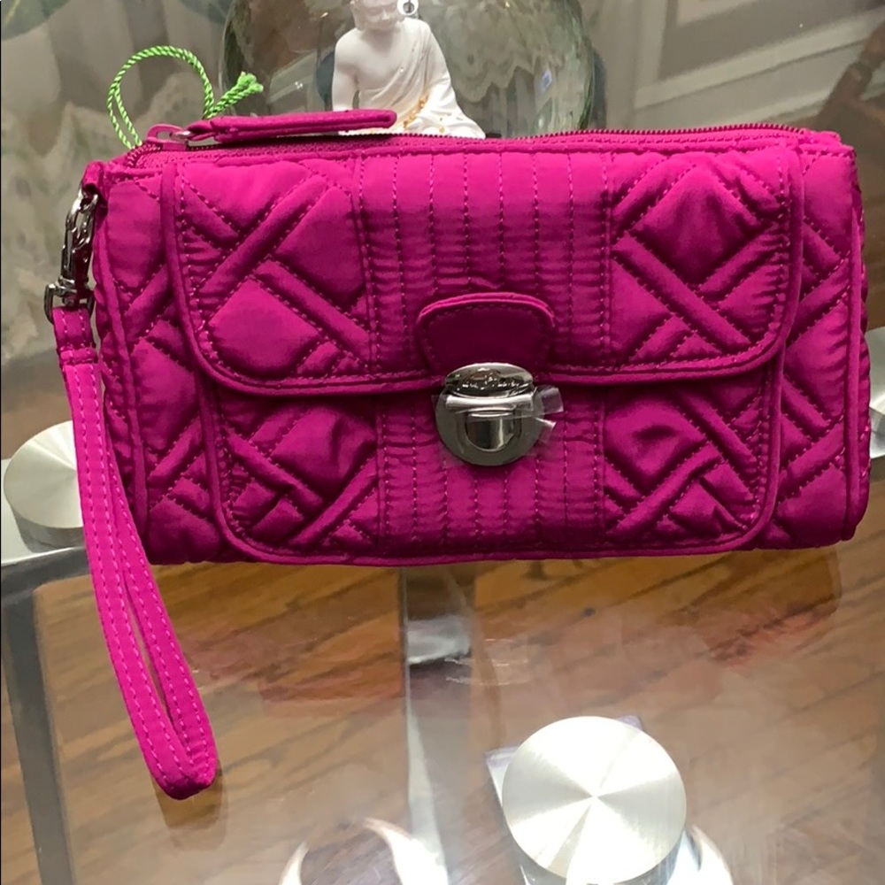 Vera Bradley pushlock wristlet